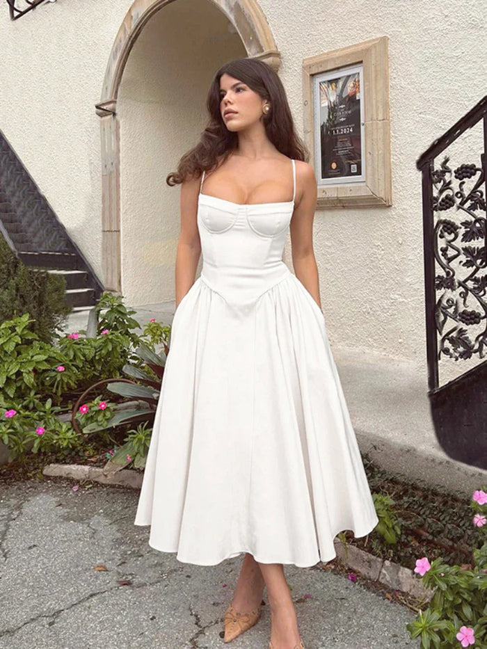 Cómo Estilizar el Vestido Midi Corset con Tirantes Nia